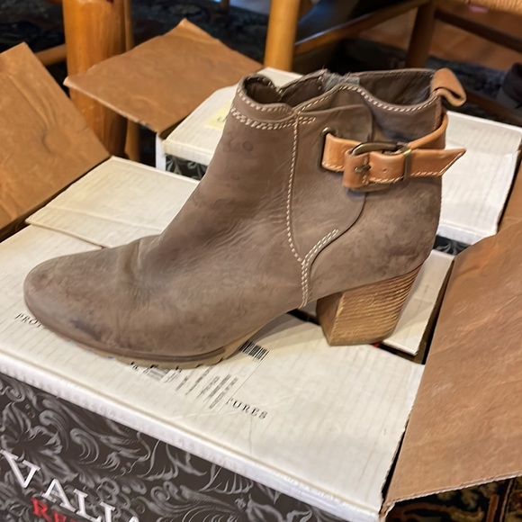 MANAS boots made in Italy - Picture 7 of 12
